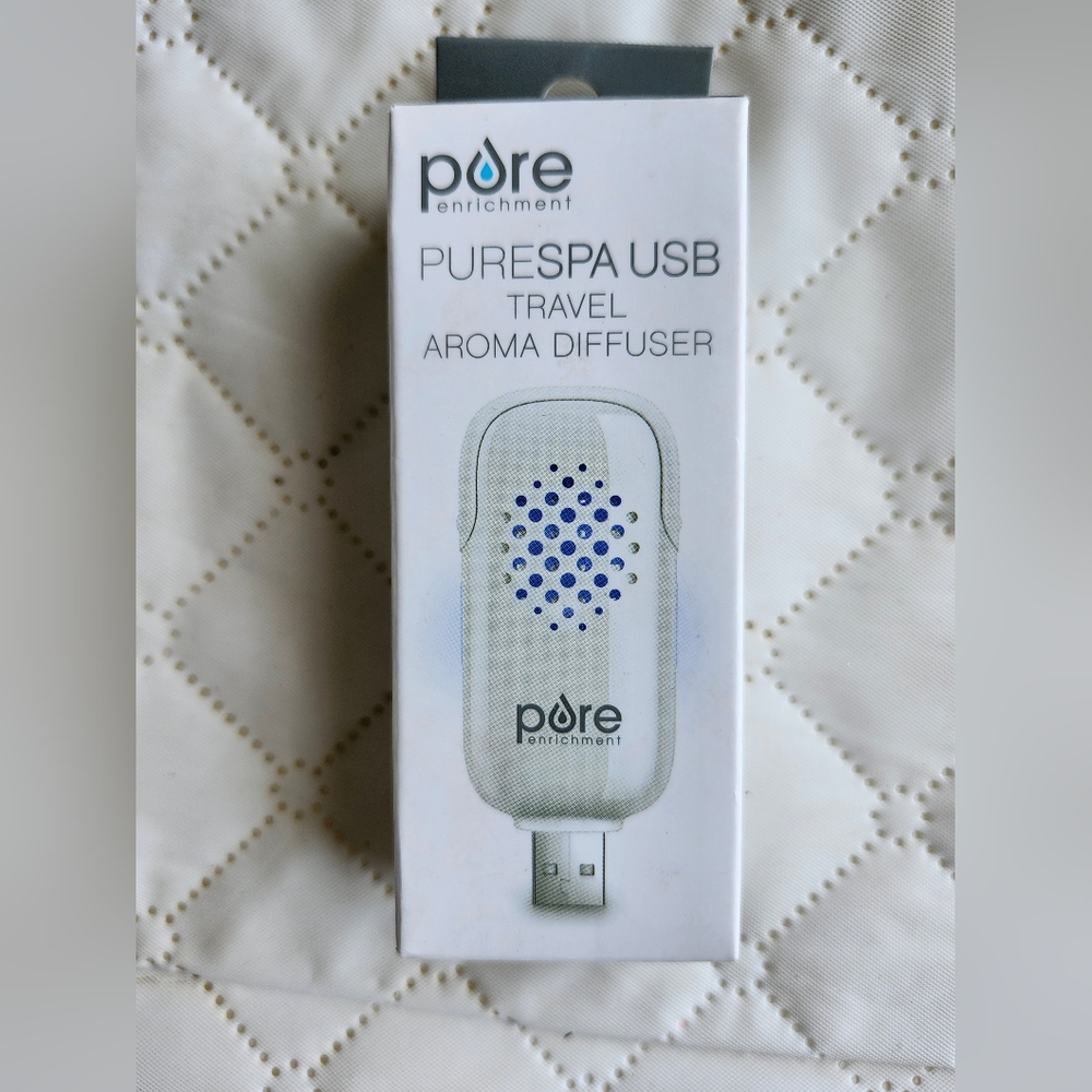 Pure Enrichment White and Blue USB Travel Aroma Diffuser